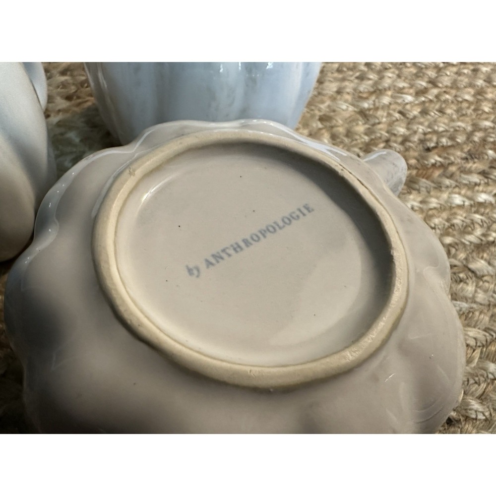 Anthropologie White Cream Pumpkin Shapes Mugs Lot Of 3 - Picture 5 of 5